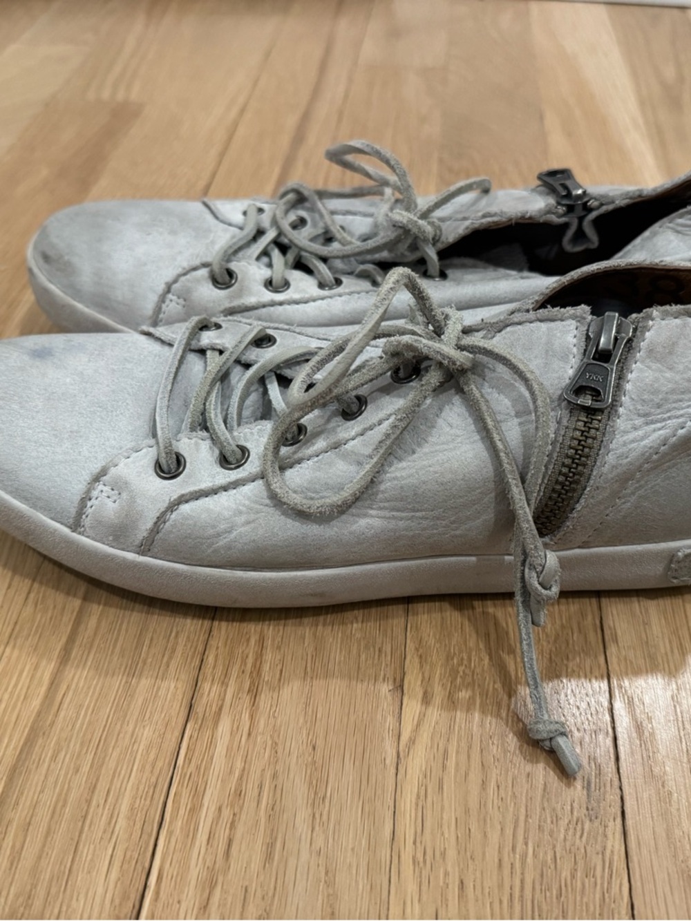 Blackstone JL24 sneaker size 38 womens Gray Suede Lace-Up Sneakers with Side Zip